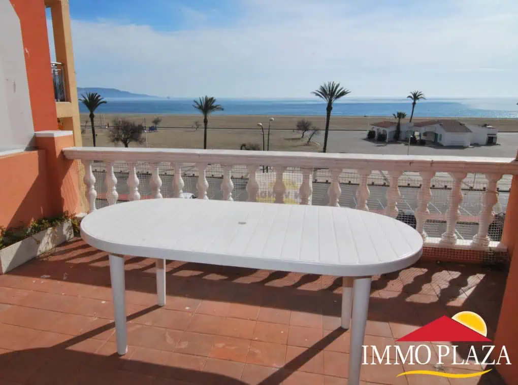 Beautiful Penthouse – apartment in first line of sea with 3 bedrooms and private parking – Empuriabrava – Costa Brava – photo 3
