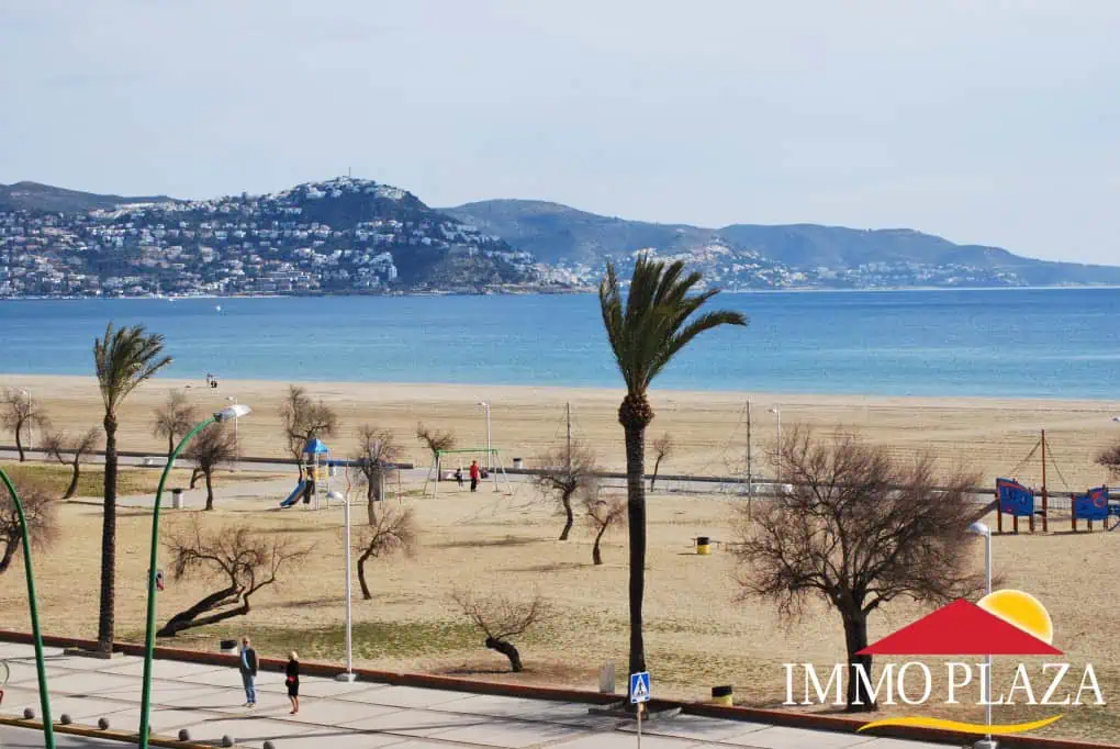 Beautiful Penthouse – apartment in first line of sea with 3 bedrooms and private parking – Empuriabrava – Costa Brava – photo 4