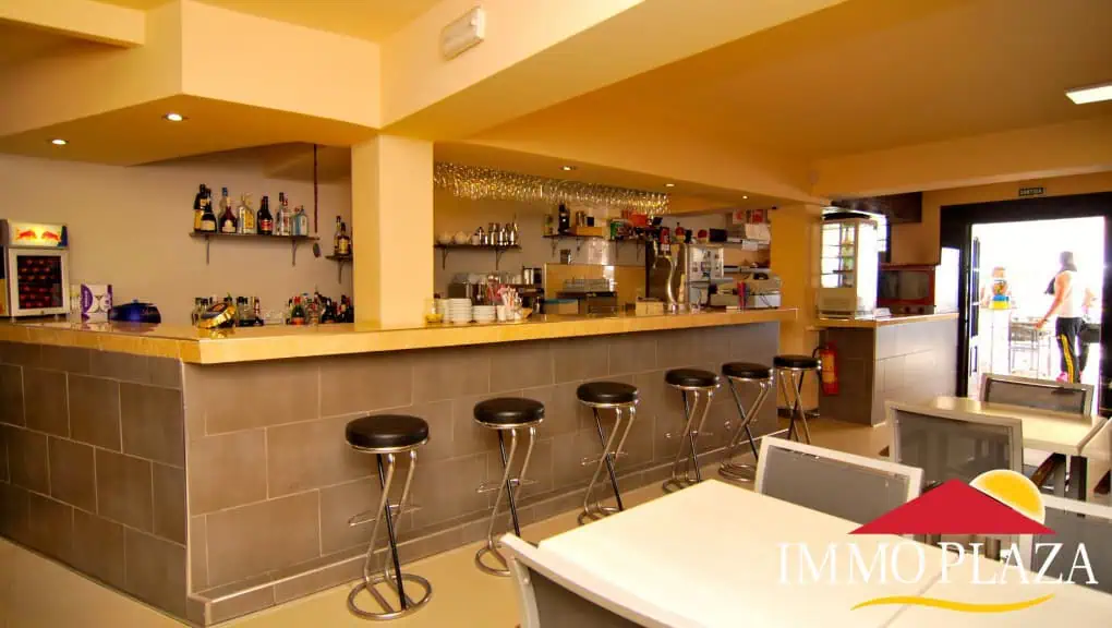 Seafront Bar – Restaurant (LEASEHOLD) in the Marina Empuriabrava – Costa Brava – Spain – photo 4