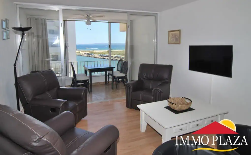 Apartment completely renovated, 30 seconds from the beach, with private parking in Santa Margarita – Rosas – Costa Brava – photo 2