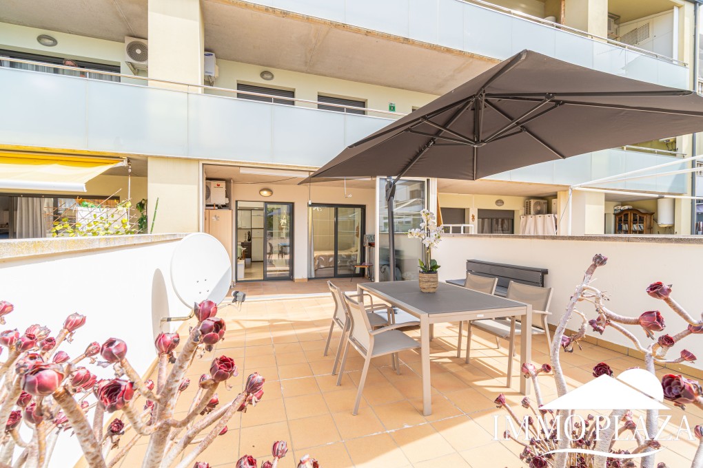 Modern residential apartment, 1 bedroom, large 35m2 south-facing terrace, next to a port and shops! – photo 21