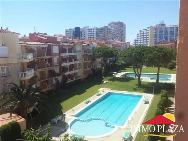 Apartment close to all shops and beach, community pools and private parking in the basement – Empuriabrava – photo 3