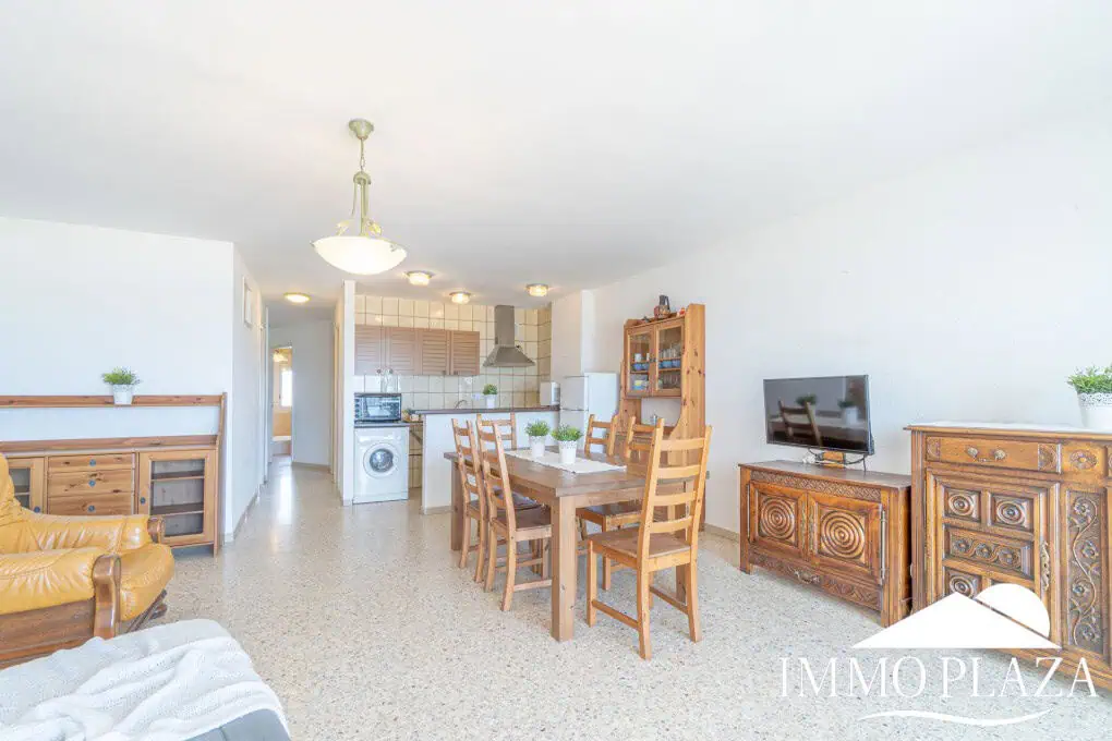 RESERVED: Apartment on the first line of the sea of 86m2 and 50m from the beach of Empuriabrava. – photo 18