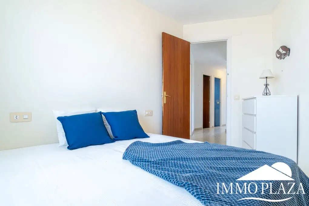 RESERVED: Apartment on the first line of the sea of 86m2 and 50m from the beach of Empuriabrava. – photo 25