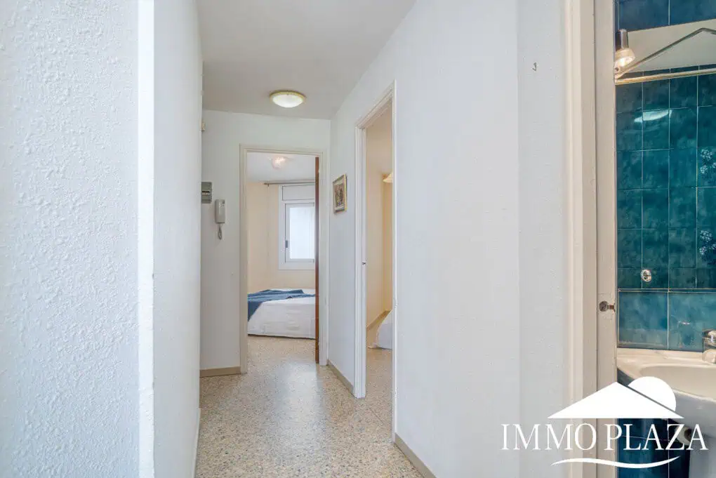 RESERVED: Apartment on the first line of the sea of 86m2 and 50m from the beach of Empuriabrava. – photo 23