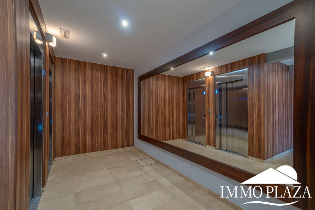 Stunning sea view apartment! 2 large bedrooms, living room, bathroom, large terrace, beautiful building next to the beach! – photo 11