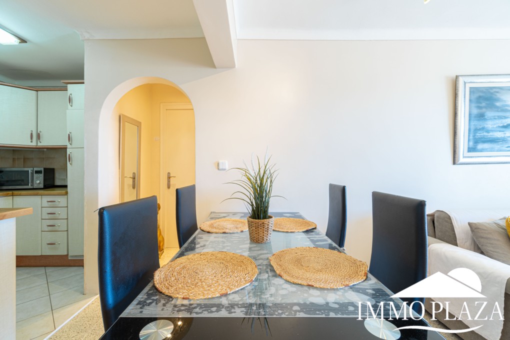 Stunning sea view apartment! 2 large bedrooms, living room, bathroom, large terrace, beautiful building next to the beach! – photo 24