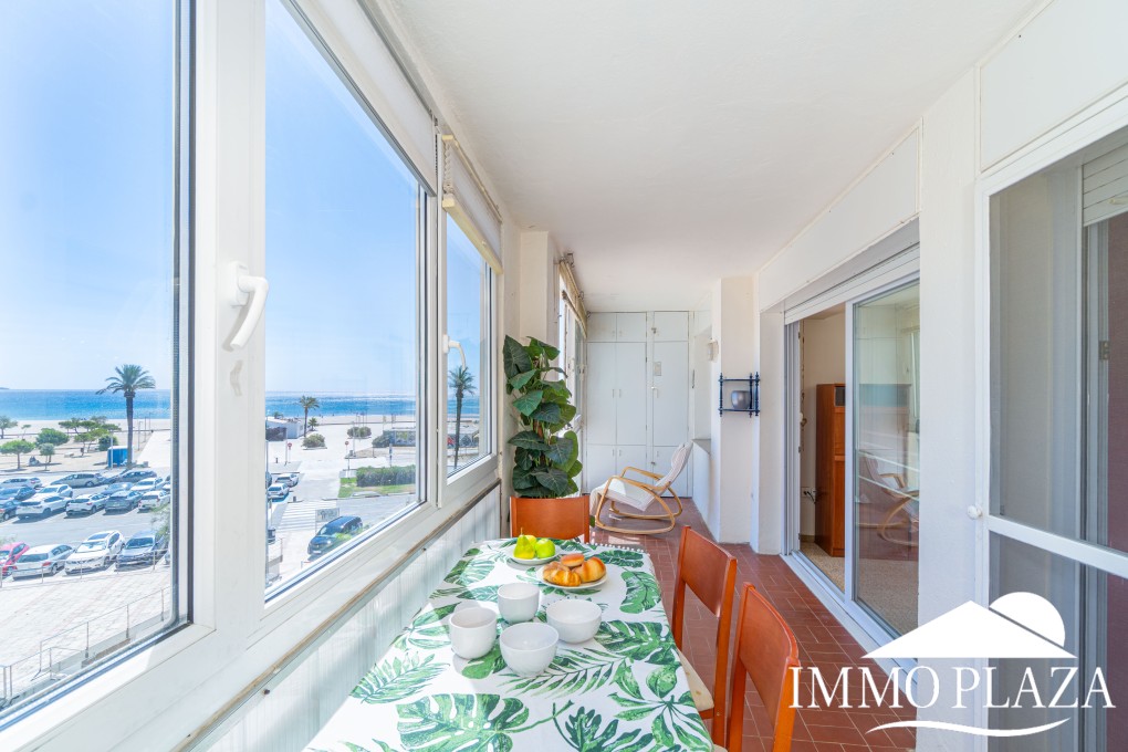 Stunning sea view apartment! 2 large bedrooms, living room, bathroom, large terrace, beautiful building next to the beach! – photo 18