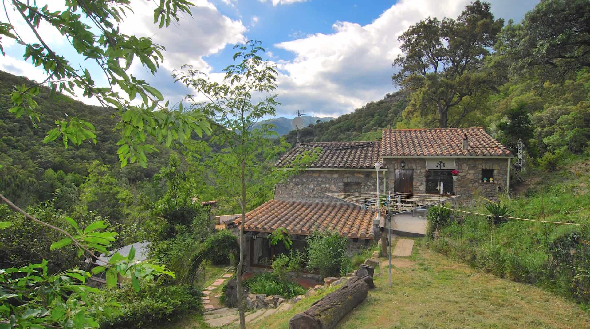 29102015164458_132 Peaceful idyllic farmhouse at the foot of the Pyrenees, including 6 hectares of land – Costabrava – Catalonia