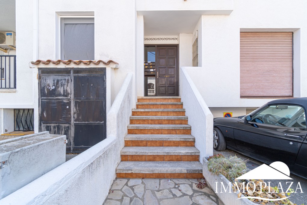 Canal view apartment, 3 bedrooms, 2 bathrooms, underground parking and private mooring, close to the beach and city center! – photo 13