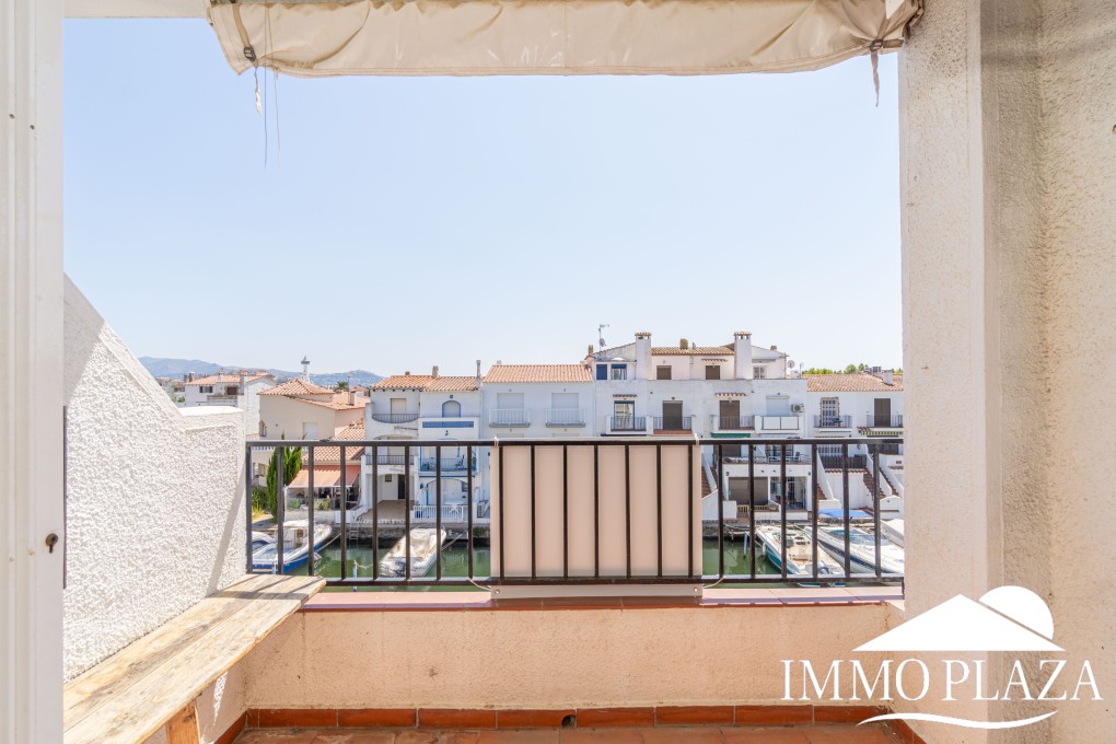 Canal view apartment, 3 bedrooms, 2 bathrooms, underground parking and private mooring, close to the beach and city center! – photo 7