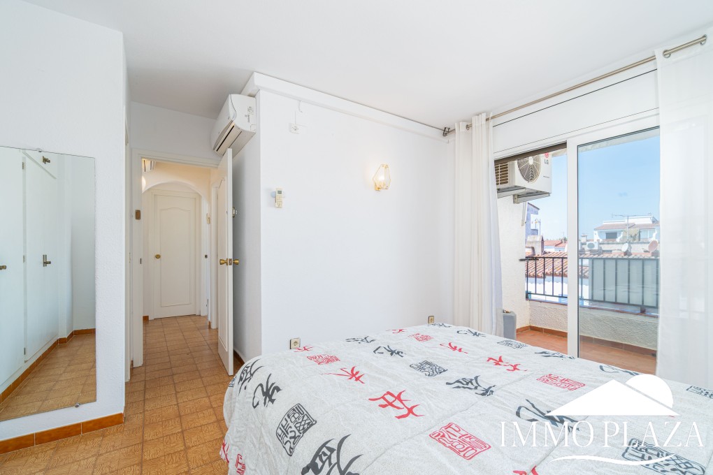 Canal view apartment, 3 bedrooms, 2 bathrooms, underground parking and private mooring, close to the beach and city center! – photo 27