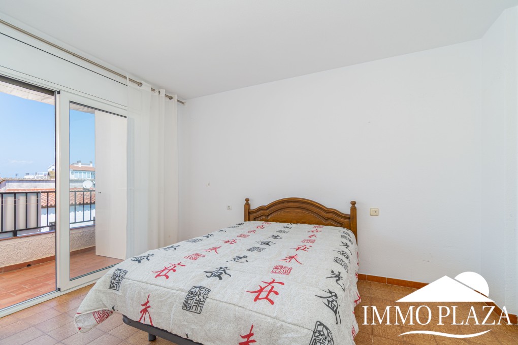 Canal view apartment, 3 bedrooms, 2 bathrooms, underground parking and private mooring, close to the beach and city center! – photo 6