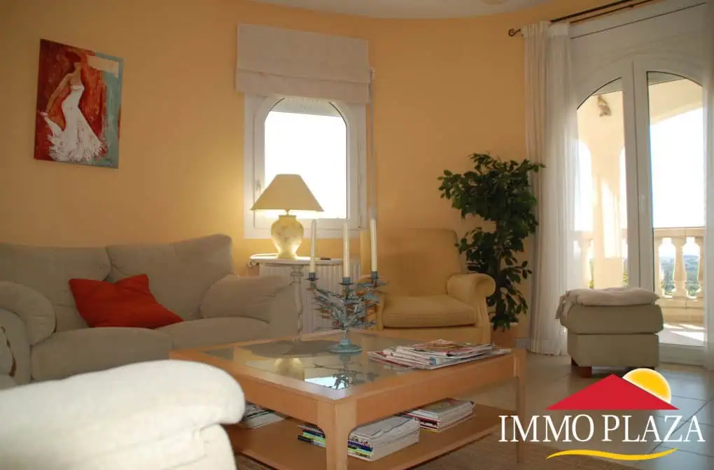 Beautiful south facing villa with magnificent views over the Bay of Roses in Can Isaac – Palau Saverdera – photo 3