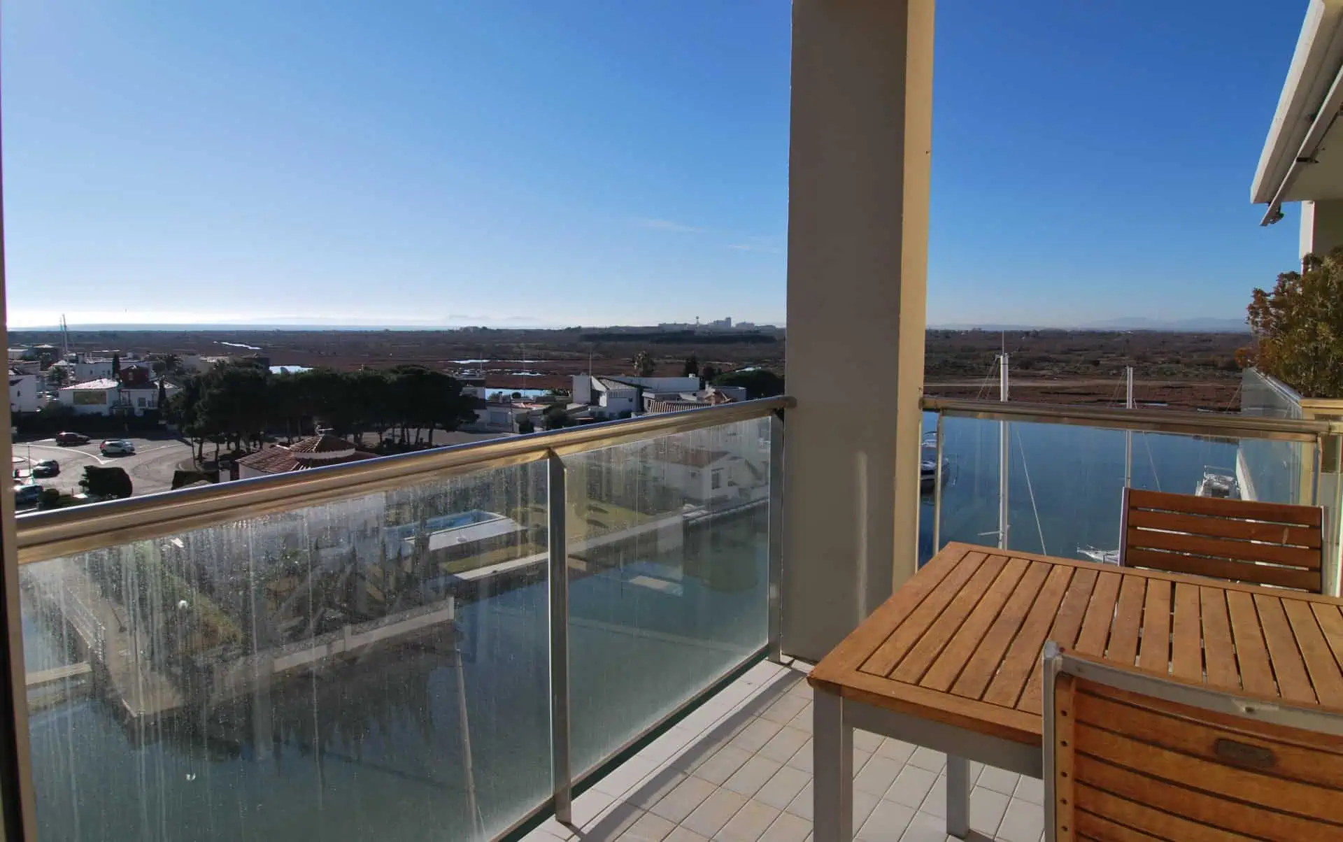 30102015172205_85 Beautiful luxury apartment with splendid views to the Natural Park Aiguamolls – Bay of Rosas – Costa Brava