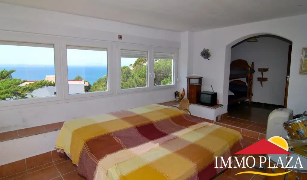 Charming house on 600m2 of land, 5 minutes walk from the beach of Canyelles – Roses – Costa Brava – photo 4