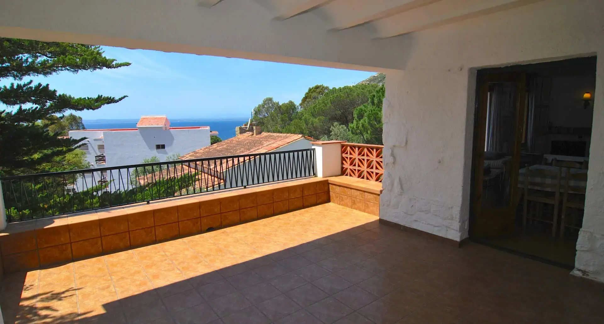 Charming house on 600m2 of land, 5 minutes walk from the beach of Canyelles – Roses – Costa Brava